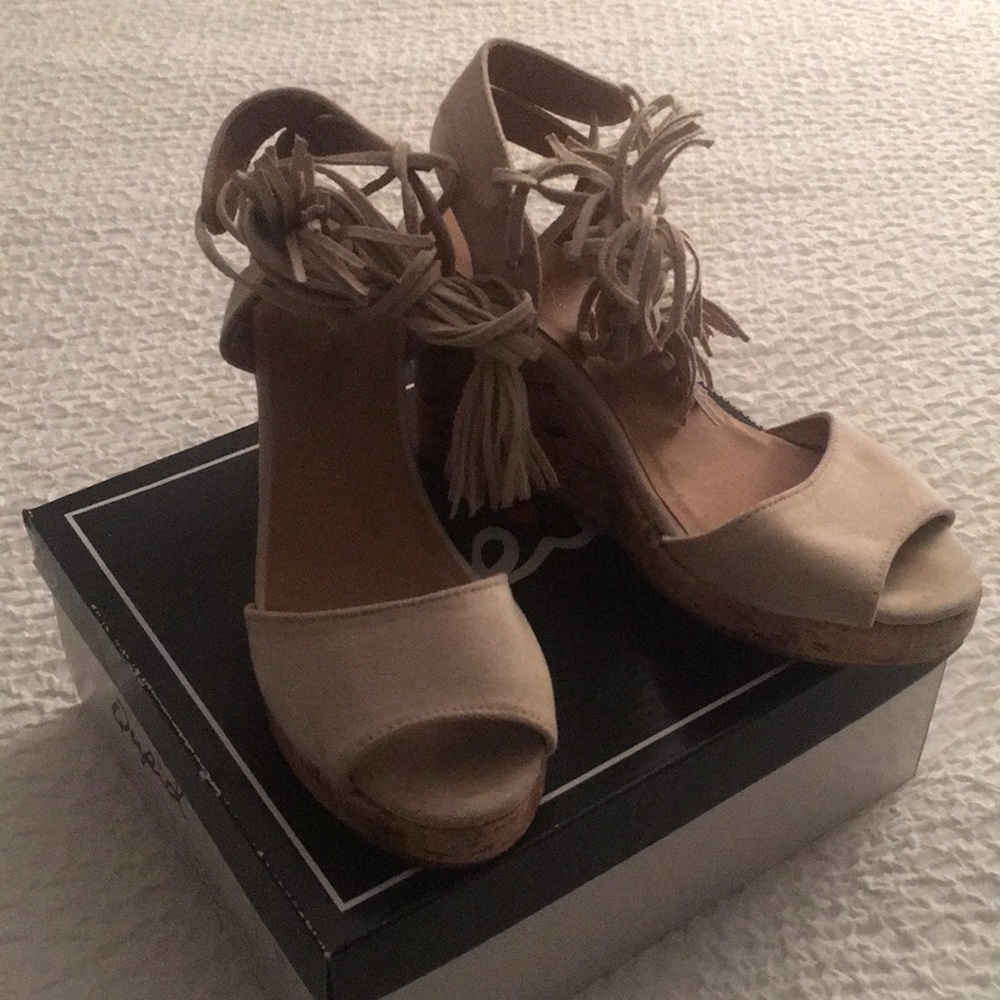 Qupid wedges